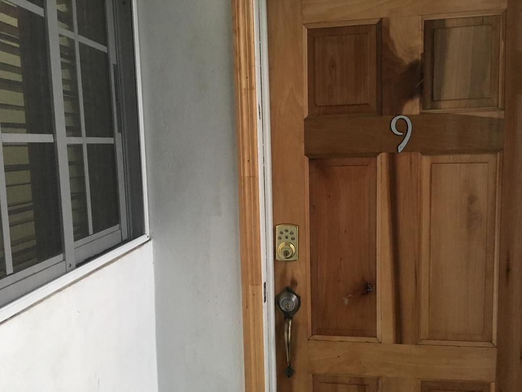 Abacus Jamaica The Zana Suites Kingston Eksteriør bilde