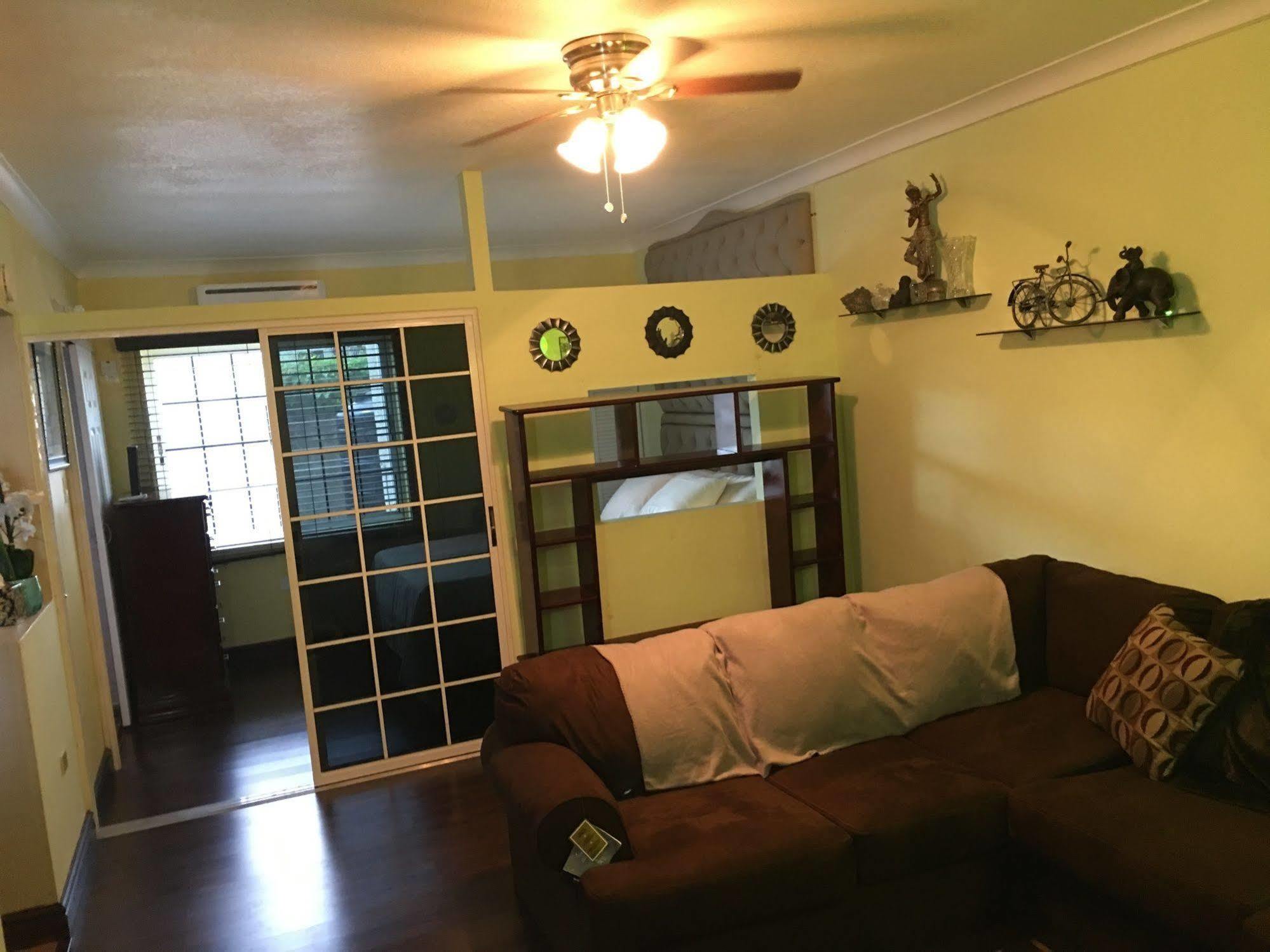 Abacus Jamaica The Zana Suites Kingston Eksteriør bilde