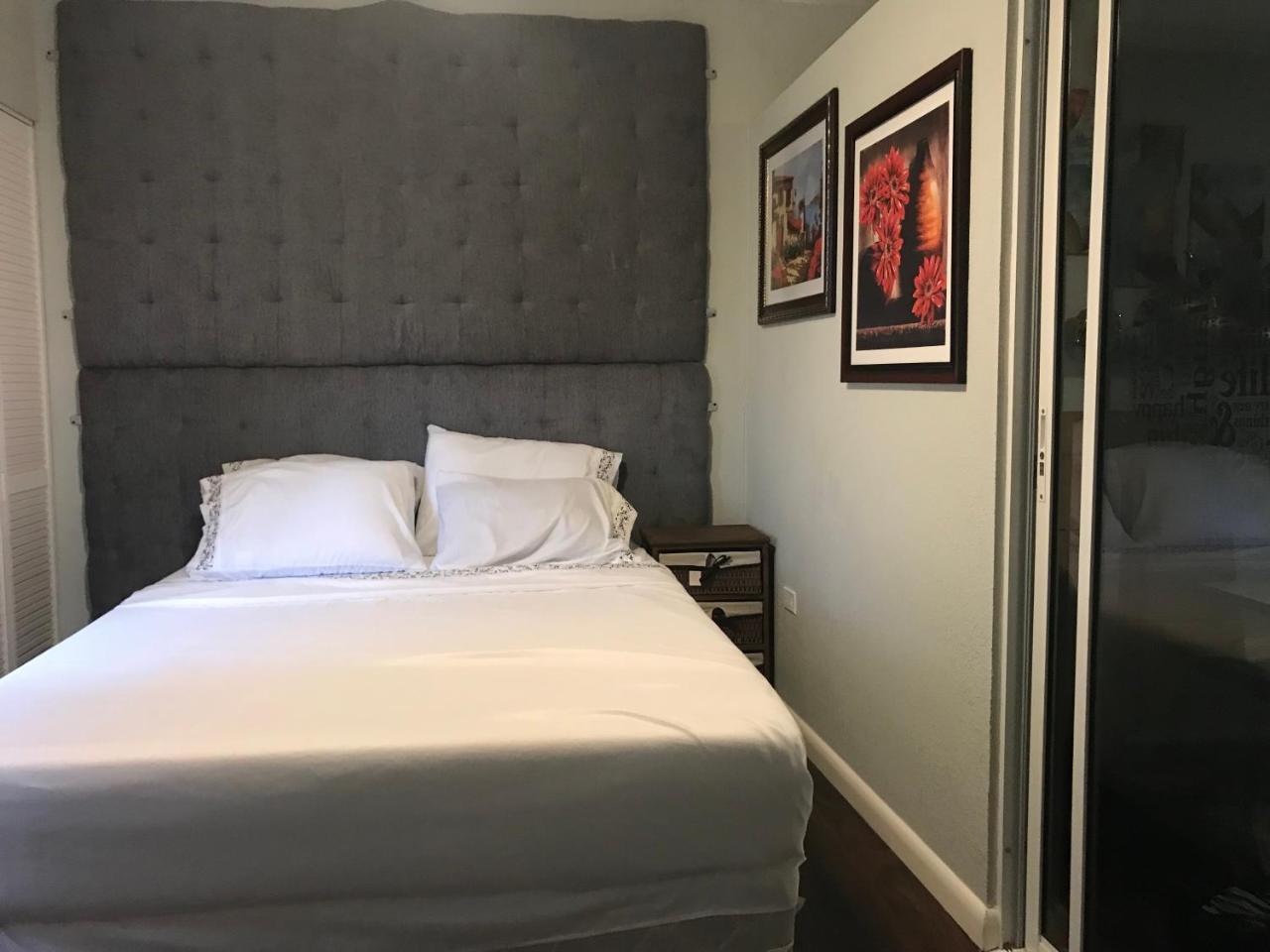 Abacus Jamaica The Zana Suites Kingston Eksteriør bilde