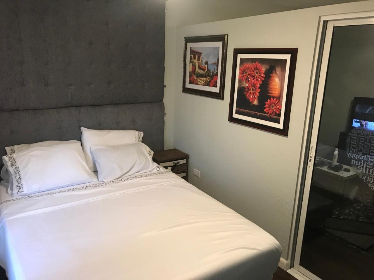 Abacus Jamaica The Zana Suites Kingston Eksteriør bilde